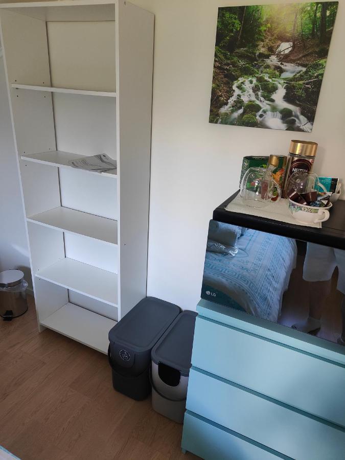 לינה וארוחת בוקר Le Bouveret Chambre Zen Et Calme מראה חיצוני תמונה